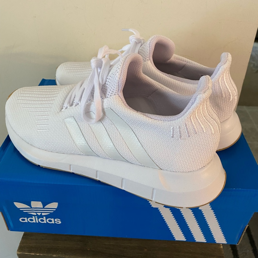 Adidas mens shoes 9.5